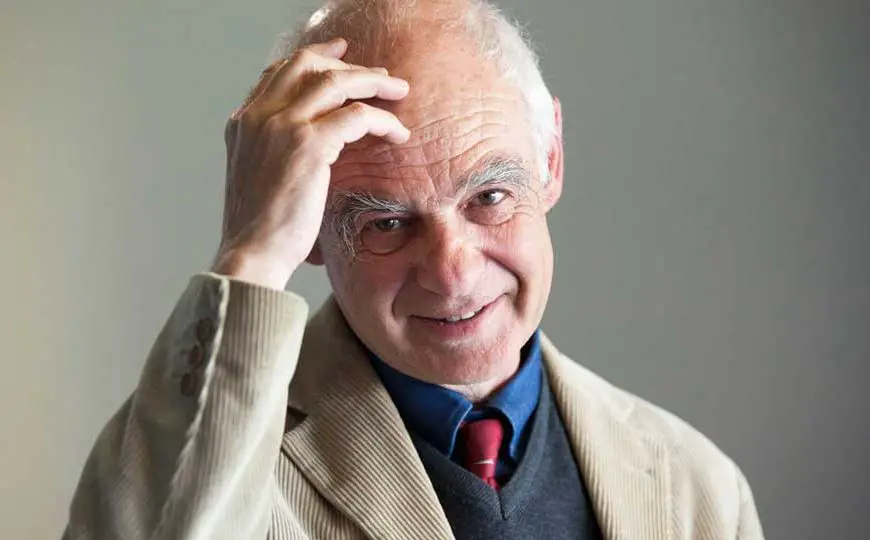 Molte Fedi dà la parola al sociologo della società signorile di massa