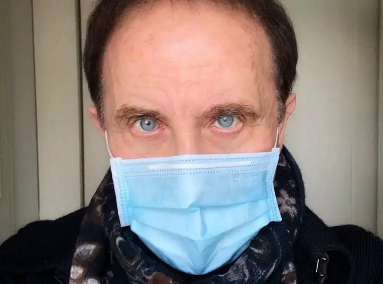 “Facciamo attenzione ma non perdiamoci d’animo” le parole di incoraggiamento di Roby Facchinetti