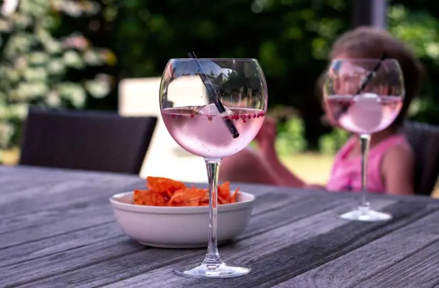 Aperitivi al freddo in città. Proroga dei dehors al 31 dicembre