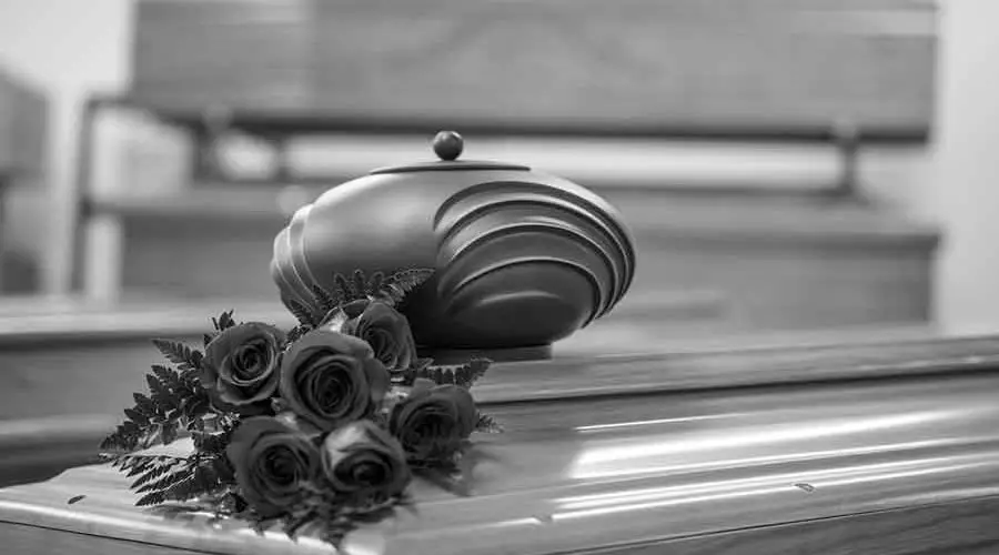 Morti Bergamo 1 gennaio 2022 con la data del commiato