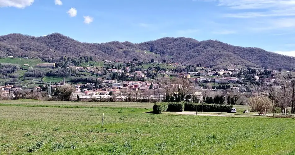 paese senza un centro