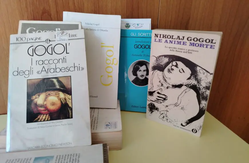 Rileggere Gogol